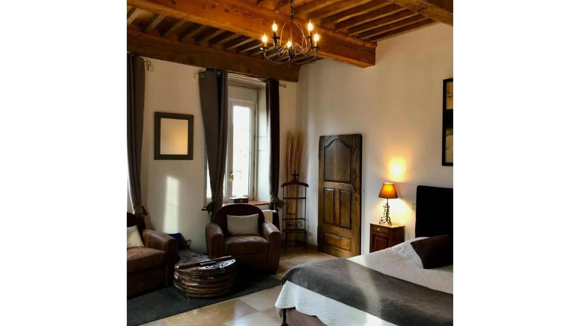 Luxury 5-Star Mansion, Hotel Services Included, Swimming Pool, Tennis, Bowling Les Nappes Ferienhaus