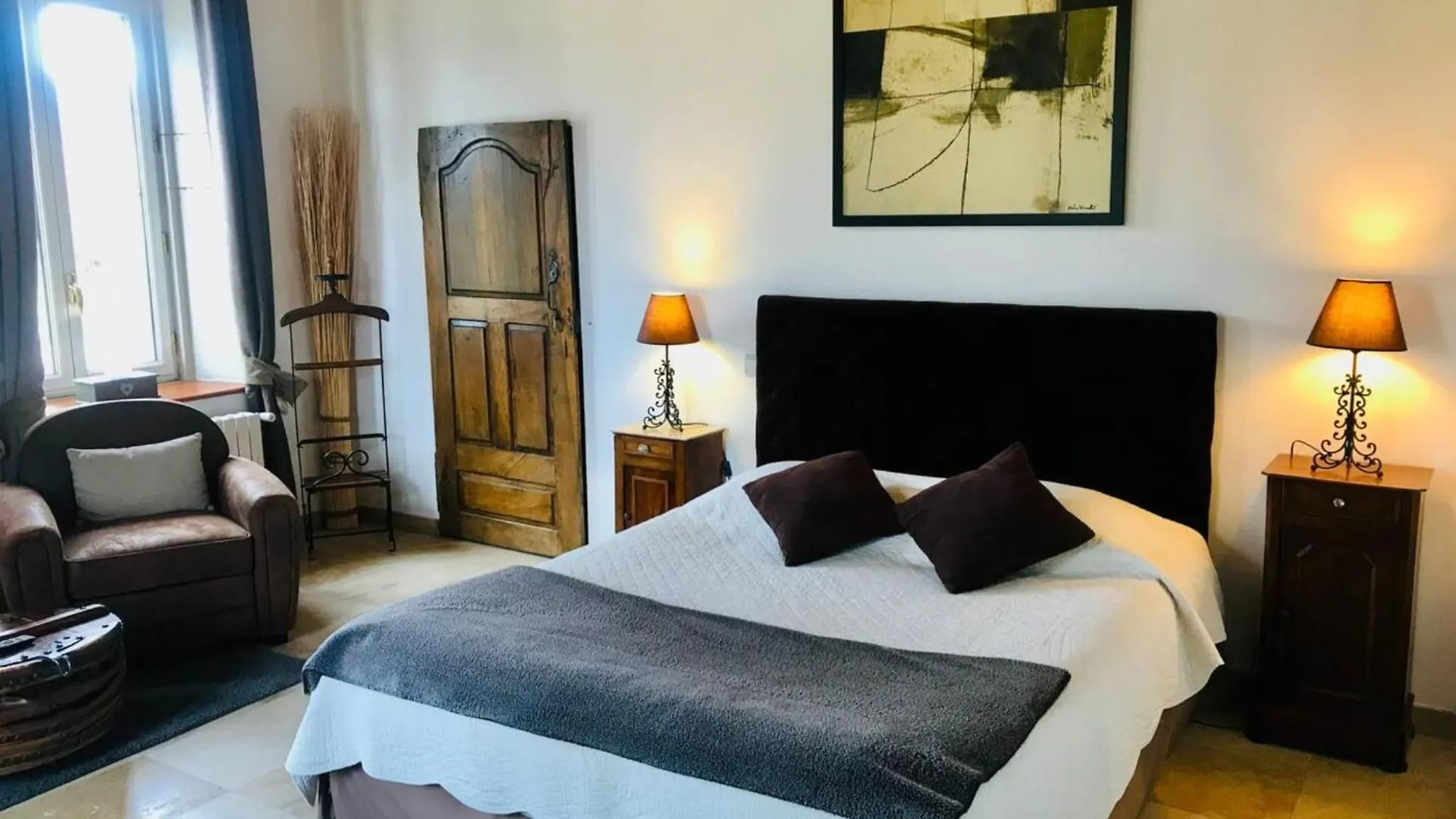 Luxury 5-Star Mansion, Hotel Services Included, Swimming Pool, Tennis, Bowling Les Nappes Ferienhaus